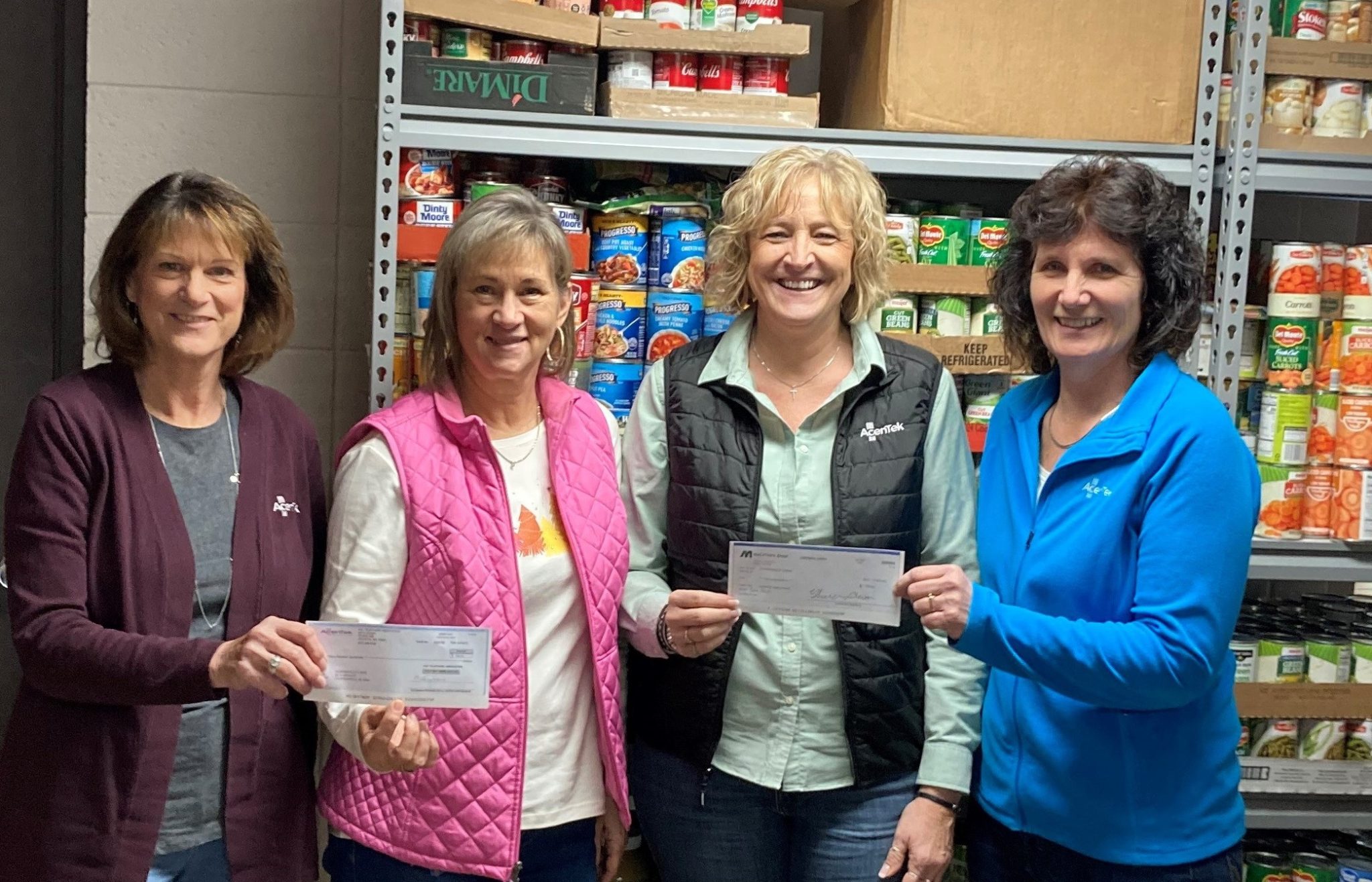 AcenTek Donates to Food Pantries in Michigan Acentek